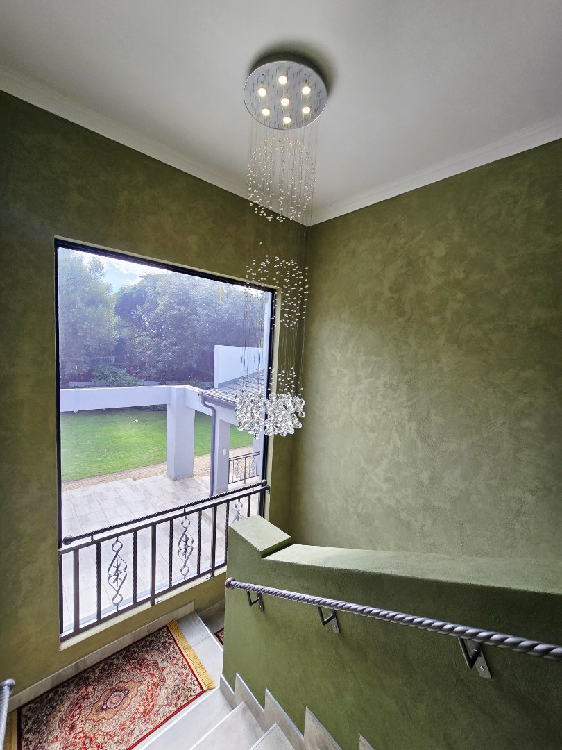 6 Bedroom Property for Sale in Wilkoppies North West